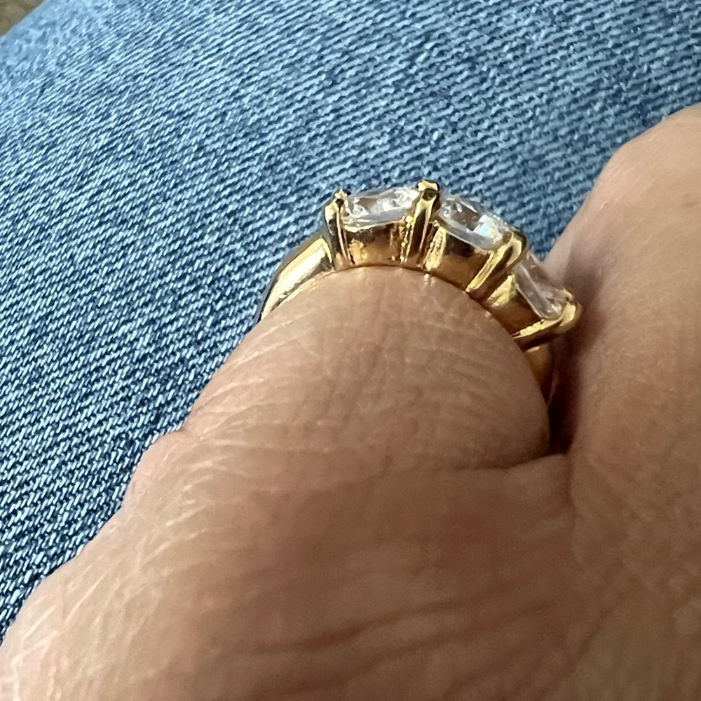 Gold Tone Three Stone CZ Ring Round Cut Trilogy Style 18K HGE Size 5 - Picture 2 of 4